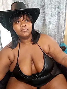 ChoklitBerryXX online show from 05/11/26, 10:05