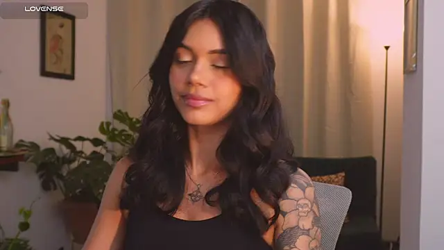 SeleneVaughan online show from 05/20/26, 11:46