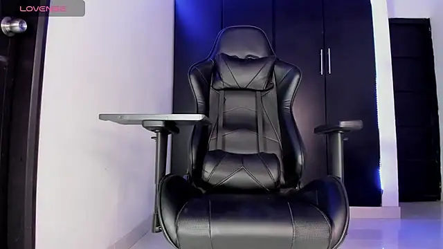 Liam Mateo online show from 03/13/26, 01:10