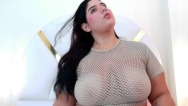 Nikki Karter online show from 02/05/26, 11:50