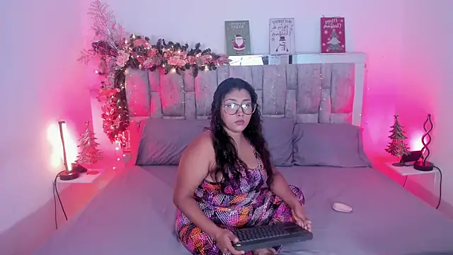 Siryenay  online show from 12/15/25, 05:02