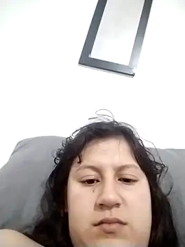 Snapshot of Gia_harmonyy chatting on 12/19/25, 05:32 Gia harmonyy online show from 12/19/25, 05:32