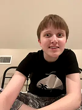 Snapshot of Lassie_Cassie chatting on 12/14/25, 03:24 Lassie Cassie online show from 12/14/25, 03:24