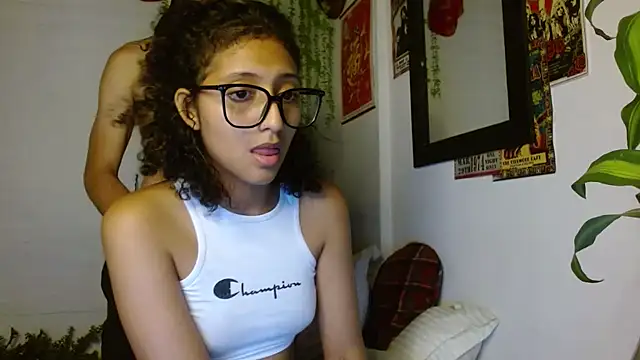 SweetEmxxx online show from 02/22/26, 12:02