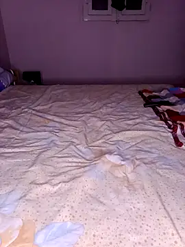 Snapshot of omarim chatting on 10/12/25, 05:47 omarim online show from 10/12/25, 05:47