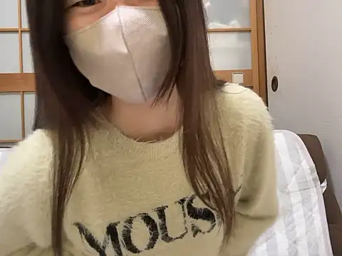 kuromi chan oo online show from 04/23/26, 09:38
