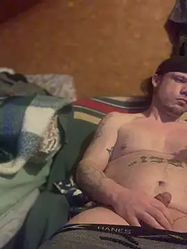 Snapshot of Ldnick69 chatting on 02/21/26, 02:08 Ldnick69 online show from 02/21/26, 02:08