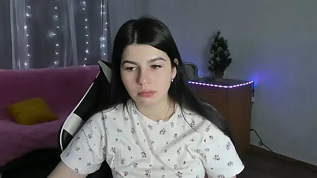 KisaModel online show from 01/10/26, 01:12