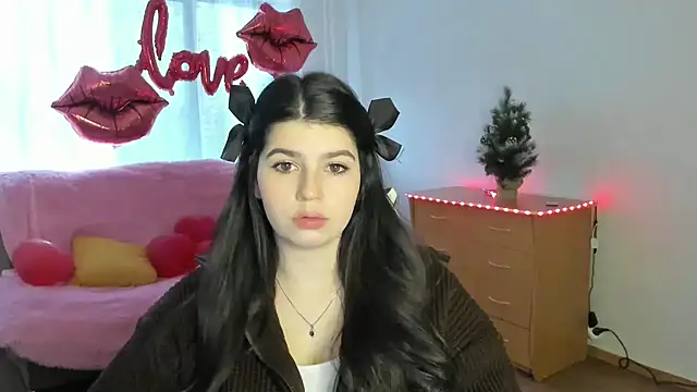 KisaModel online show from 02/15/26, 07:51