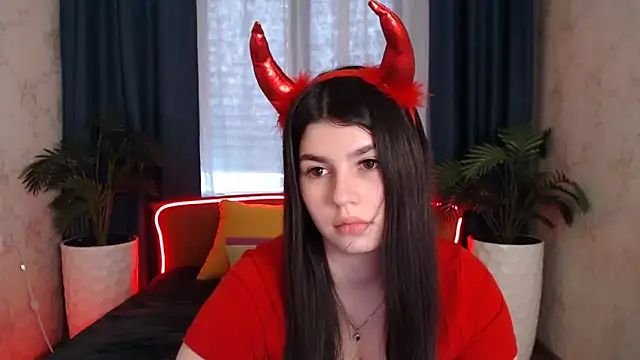 KisaModel online show from 12/14/25, 08:09