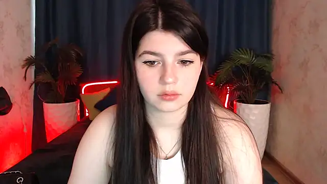 KisaModel online show from 04/05/26, 01:34