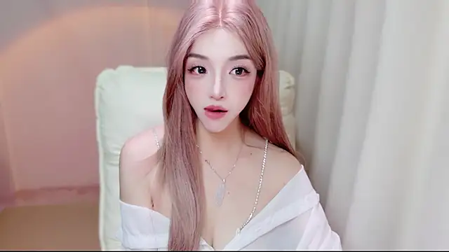 zizi-a online show from 04/18/26, 09:44