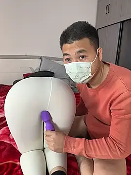 Snapshot of qwe522522 chatting on 01/06/26, 08:51 qwe522522 online show from 01/06/26, 08:51