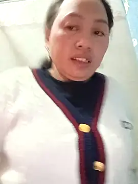 Luckyy03 online show from 12/18/25, 10:13