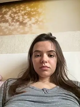 ALittleGrayRabbit online show from 12/17/25, 10:42