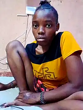 Snapshot of SEXY-NAIMA chatting on 02/28/26, 04:45 SEXY-NAIMA online show from 02/28/26, 04:45