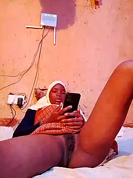 Snapshot of SEXY-NAIMA chatting on 02/06/26, 11:39 SEXY-NAIMA online show from 02/06/26, 11:39