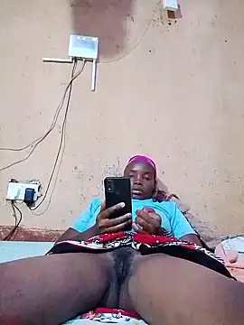 Snapshot of SEXY-NAIMA chatting on 02/15/26, 07:42 SEXY-NAIMA online show from 02/15/26, 07:42