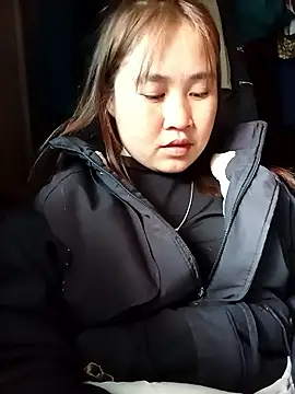 Snapshot of -myaa- chatting on 01/08/26, 02:17 -myaa- online show from 01/08/26, 02:17