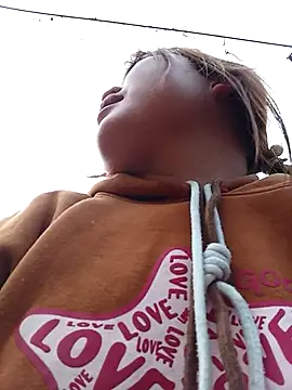 Snapshot of -myaa- chatting on 02/05/26, 10:33 -myaa- online show from 02/05/26, 10:33