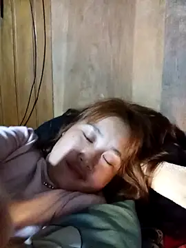 Snapshot of -myaa- chatting on 01/05/26, 10:24 -myaa- online show from 01/05/26, 10:24