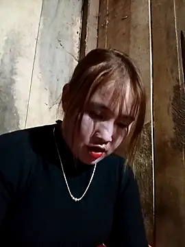 Snapshot of -myaa- chatting on 12/23/25, 06:23 -myaa- online show from 12/23/25, 06:23