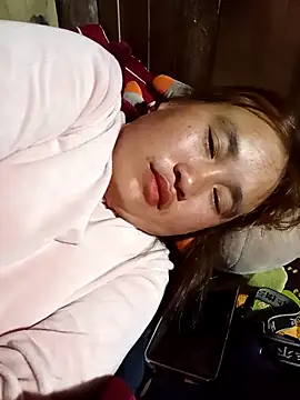 Snapshot of -myaa- chatting on 12/18/25, 07:07 -myaa- online show from 12/18/25, 07:07