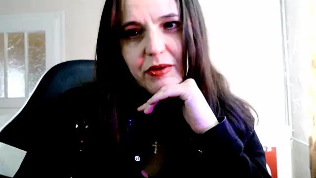 Eva-Meri online show from 12/15/25, 09:59