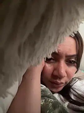 rebecagoldene online show from 05/04/26, 10:12