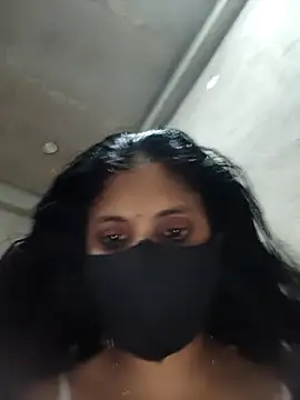 kanika05 online show from 03/18/26, 09:01