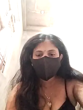 kanika05 online show from 04/10/26, 07:26