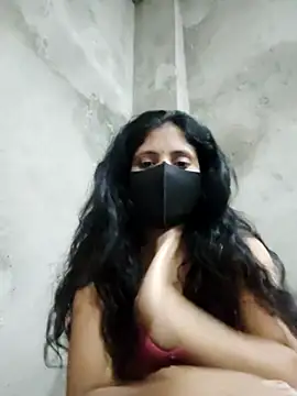 kanika05 online show from 02/17/26, 10:34