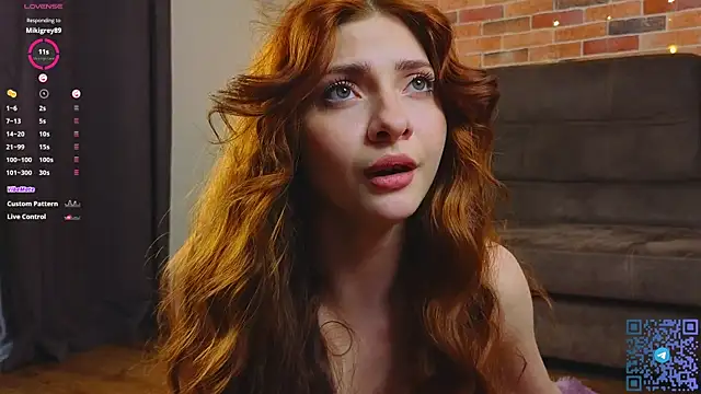 VelvetZephra online show from 04/15/26, 07:58