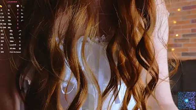 VelvetZephra online show from 04/02/26, 03:08