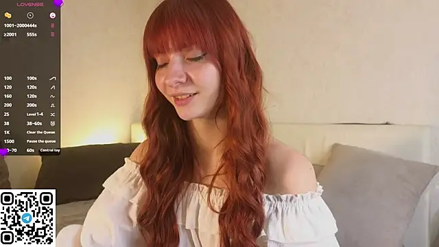 VelvetZephra online show from 06/18/26, 03:06