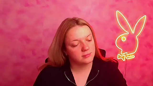 Snapshot of Samantha_Gloww chatting on 12/15/25, 07:14 Samantha Gloww online show from 12/15/25, 07:14