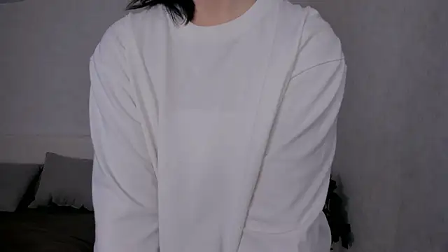 NyraVesperis online show from 04/09/26, 06:19