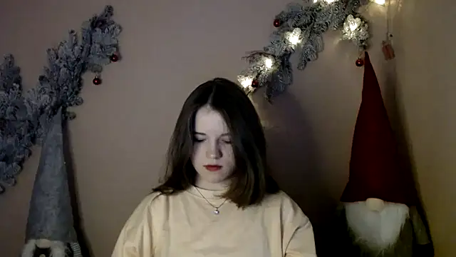 Snapshot of Riya_Vip chatting on 12/16/25, 02:43 Riya Vip online show from 12/16/25, 02:43