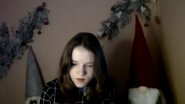 Snapshot of Riya_Vip chatting on 12/17/25, 02:11 Riya Vip online show from 12/17/25, 02:11