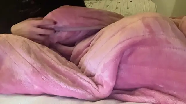 ijustturned18today online show from 02/04/26, 08:26