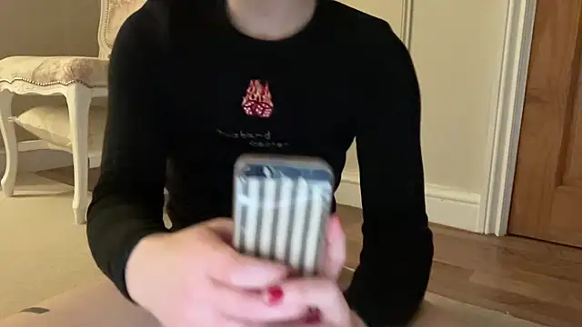 ijustturned18today online show from 12/23/25, 12:22