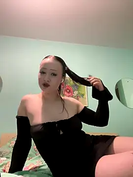 arisha glow online show from 12/18/25, 08:56