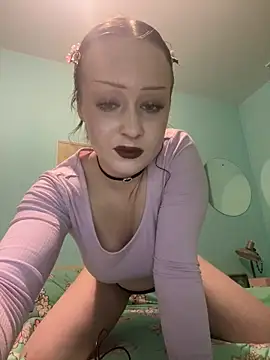 arisha glow online show from 12/17/25, 08:25