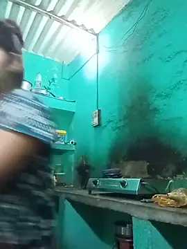Snapshot of Cuple_masti72 chatting on 06/22/26, 01:44 Cuple masti72 online show from 06/22/26, 01:44