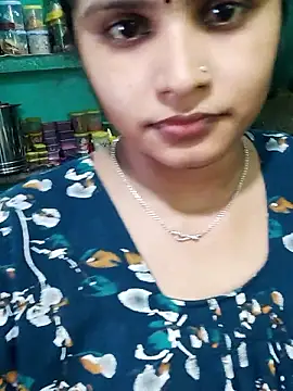 Snapshot of Cuple_masti72 chatting on 06/17/26, 06:57 Cuple masti72 online show from 06/17/26, 06:57
