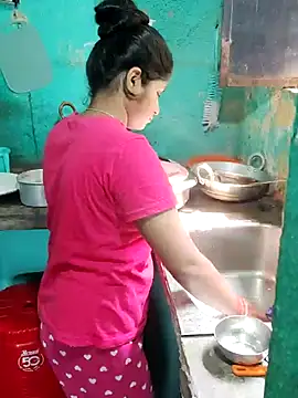 Snapshot of Cuple_masti72 chatting on 06/18/26, 04:11 Cuple masti72 online show from 06/18/26, 04:11