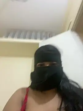 sara   fun online show from 02/15/26, 11:53