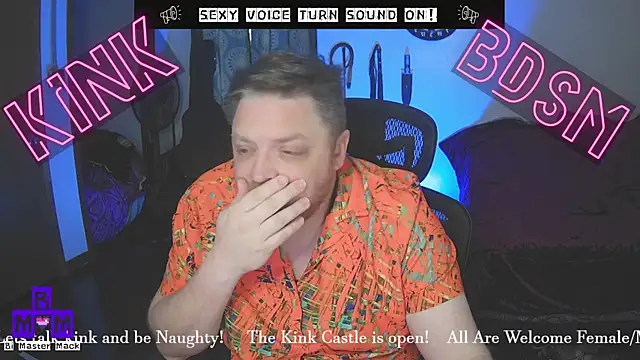 Snapshot of Bi_Master_Mack chatting on 12/18/25, 03:05 Bi Master Mack online show from 12/18/25, 03:05