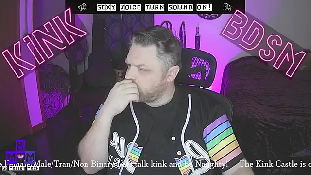 Snapshot of Bi_Master_Mack chatting on 12/17/25, 12:32 Bi Master Mack online show from 12/17/25, 12:32