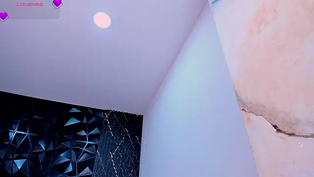 AriadnaLoren online show from 03/11/26, 03:44